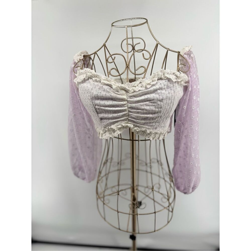 Nasty Gal Edge Your Bets Off Shoulder Broderie Crop Top Lilac Size 4 NWT